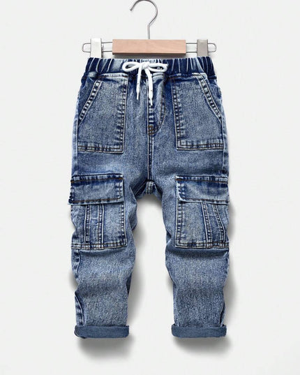 Young boy casual distressed cargo denim jeans

Light wash tapered jeans with drawstring waist

Functional cargo pockets for everyday use
