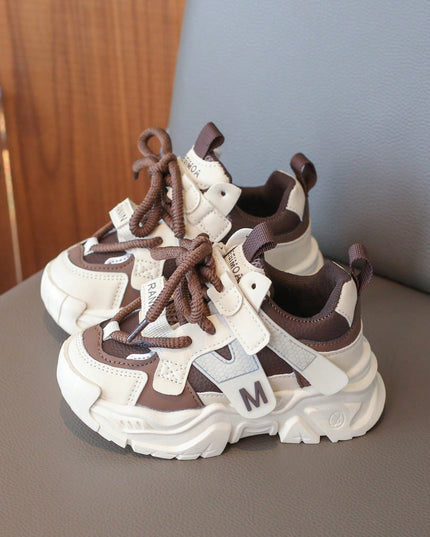 Breathable PU leather sport shoes for children

Wear-resistant outdoor sneakers for boys and girls

Comfortable casual sneakers for active kids