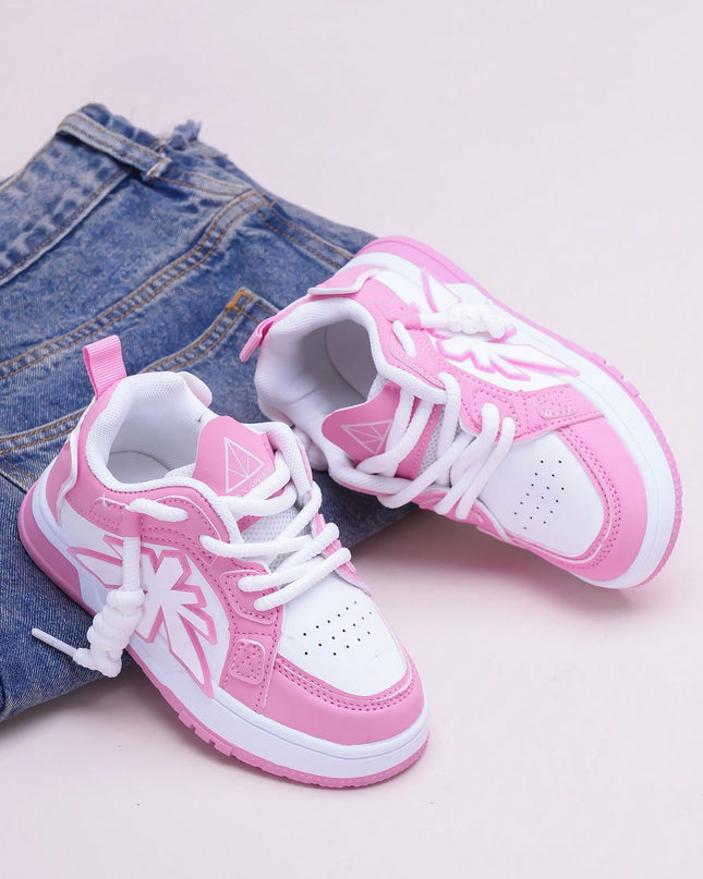 Unisex kids breathable leather sneakers in pink

Lightweight kids lace-up sporty shoes