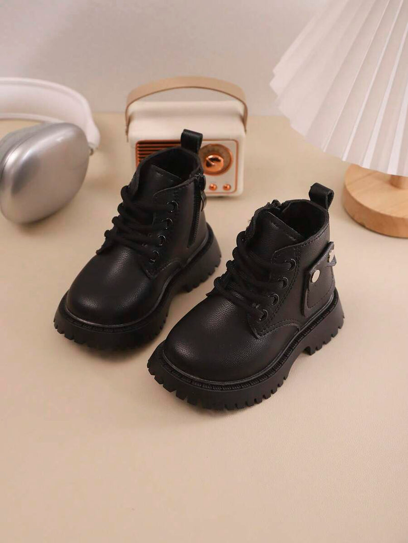 Unisex kids ankle boots with side zipper and lace-up design

Fashionable black boots for boys and girls with soft sole

Children’s PU leather ankle boots for autumn and winter
