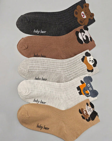 Medium-thick stretchable children’s winter socks

Cute unisex socks for kids – indoor and outdoor wear