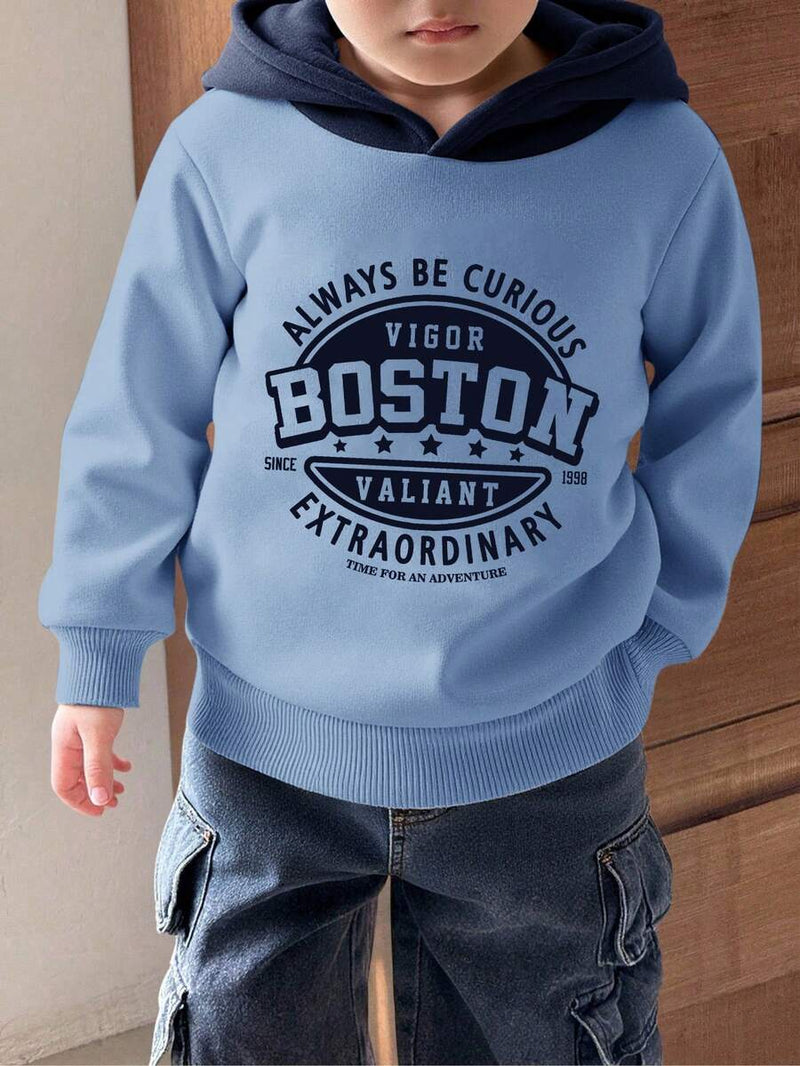 Warm lined colorblock pullover for boys

Kids autumn winter colorblock sweatshirt

Loose fit hooded sweater for boys