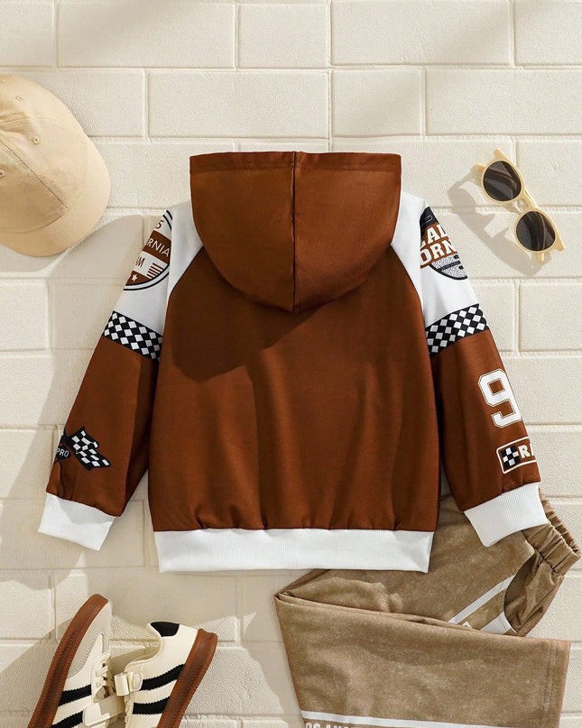 Boys California racing car print hoodie with raglan sleeves

Sporty contrast pullover hoodie for young boys